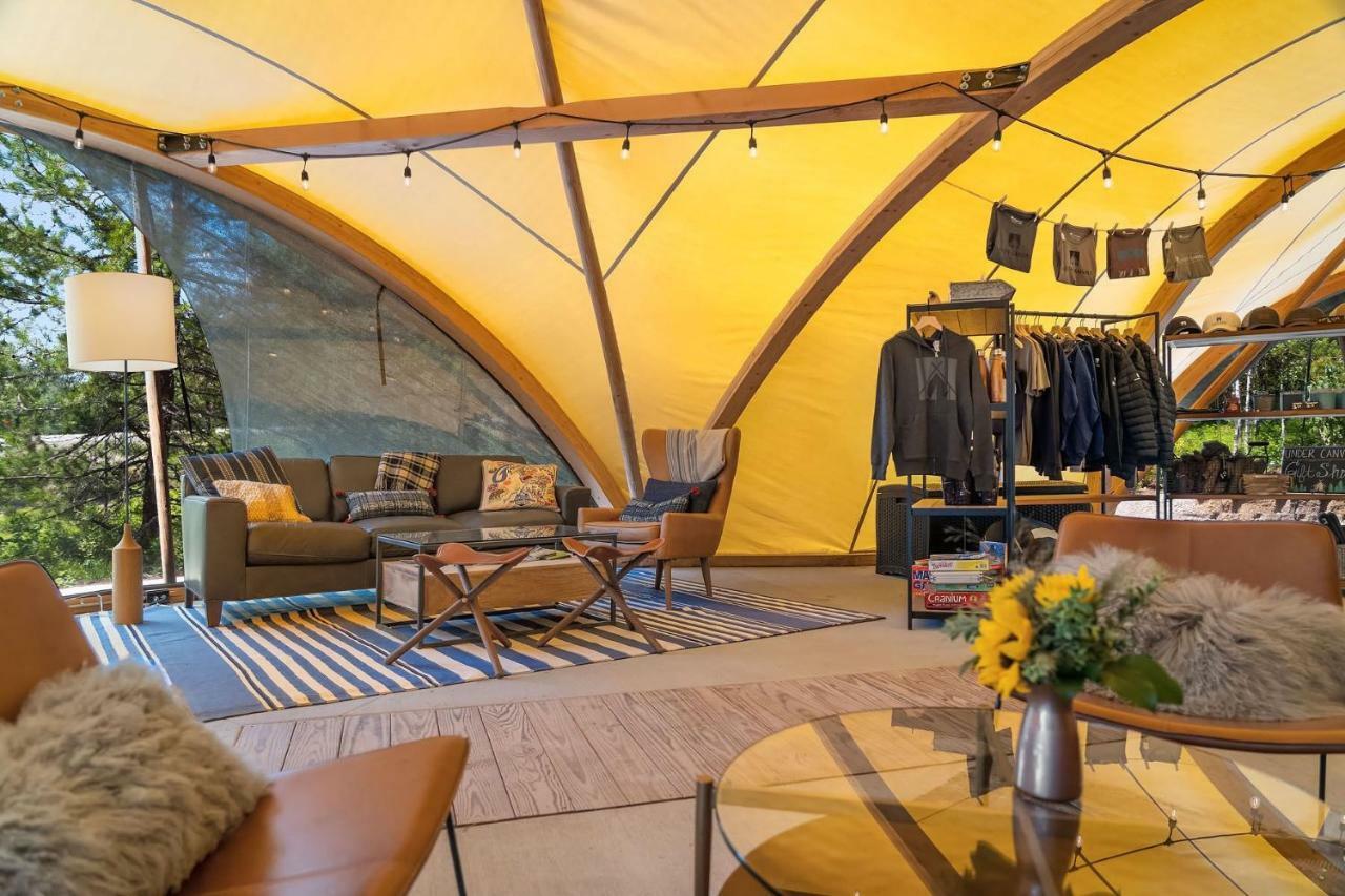 Under Canvas Glacier Coram Luaran gambar